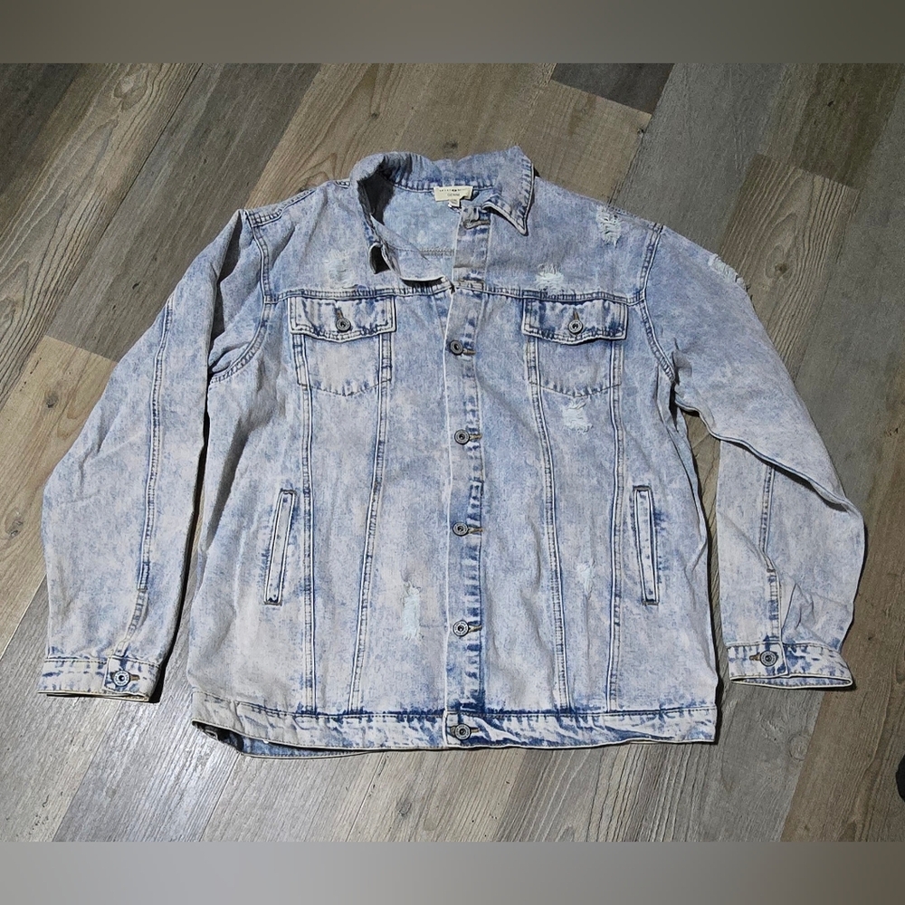 Women's Size 1xl Oversized Distressed Denim Shirt Jacket